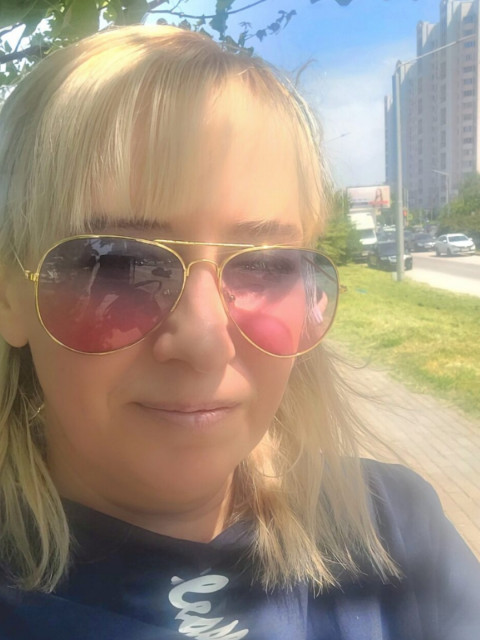 @mira, Россия, Ростов-на-Дону, 45 лет, 1 ребенок. Познакомлюсь с мужчиной для любви и серьезных отношений. 
Непьющего и доброго  Анкета 869864. 