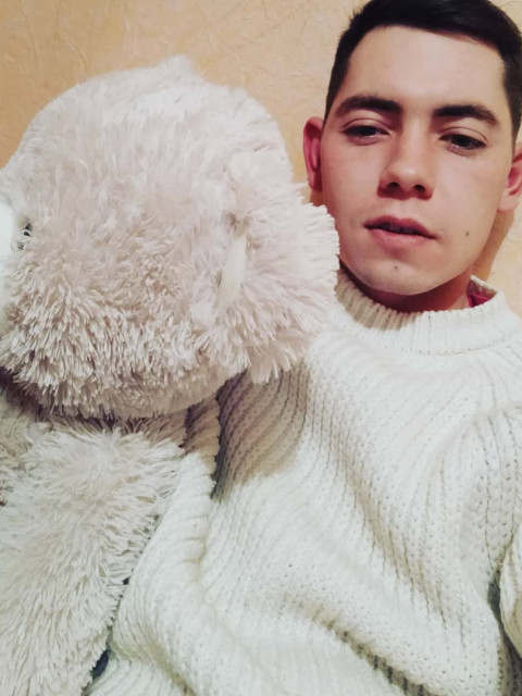 Кирилл, Москва, 27 лет. Познакомлюсь с женщиной для дружбы и общения.  Анкета 869892. 