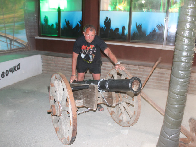 Андрей, Беларусь, Минск, 56 лет, 2 ребенка. Познакомлюсь с женщиной для любви и серьезных отношений, брака и создания семьи, дружбы и общения.  Анкета 870335. 