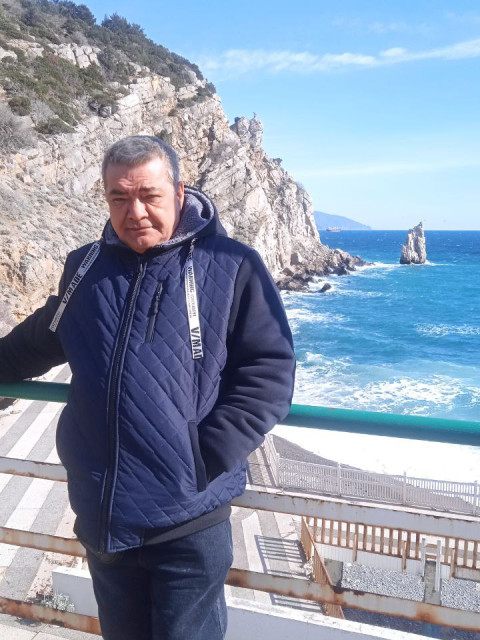 Алишер Джалилов, Россия, Краснодар, 42 года, 1 ребенок. Веселую, жизнерадостный, хочу семью и детей общих, стройную, с чувством юмора.. Ну вообщем с кем бог...  Анкета 870559. 