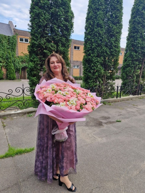 Гульшен, Московский, 44 года, 1 ребенок, 1 фото. Она ищет его: мужчину для любви и серьезных отношений, брака и создания семьи.  Анкета 870680. 