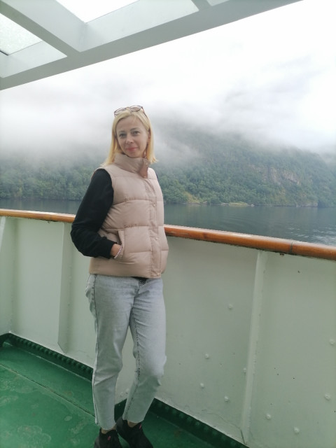 Елена, Минск, 40 лет. Познакомлюсь с мужчиной для любви и серьезных отношений, брака и создания семьи, воспитания детей, рождения...  Анкета 870885. 