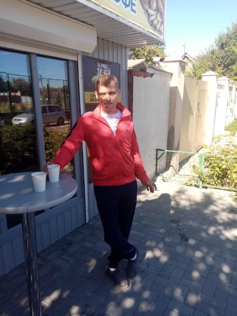 Кирилл, Самара, 45 лет. Познакомлюсь с женщиной для любви и серьезных отношений, брака и создания семьи, дружбы и общения.  Анкета 870899. 