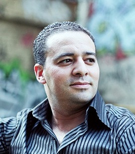 Driss, ОАЭ, Шарджа, 46 лет. Ищу: Женщину с традиционными ценностями для семьи и партнёрства: честную, тёплую, любящую жизнь и готовую...  Анкета 871111. 