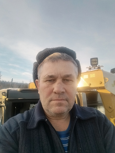 Сергей, Россия, Карпинск, 58 лет, 1 ребенок. Ищу: Не скандальную, не курящую  Анкета 871163. 