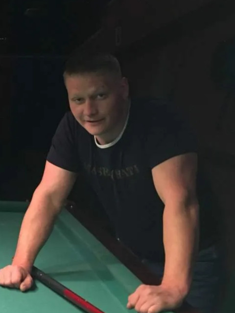 Геннадий, Снежное, 37 лет. Он ищет её: женщину для любви и серьезных отношений, брака и создания семьи, дружбы и общения.  Анкета 871190. 