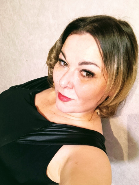 Александра, Хабаровск, 45 лет, 1 ребенок. Познакомлюсь с мужчиной для любви и серьезных отношений, рождения совместных детей.  Анкета 871216. 