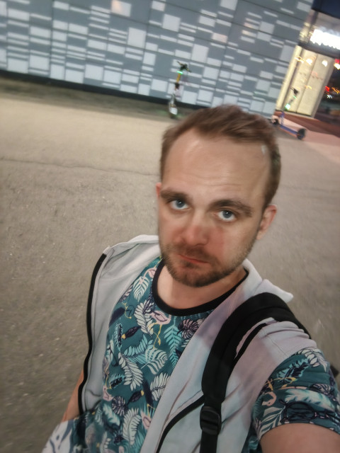 Дмитрий, Москва, м. Каширская, 33 года, 1 ребенок. Ищу: Каждый человек уникален по своему и искать кого-то определенно конкретного не вижу логичным. Скажу одно,...  Анкета 871523. 