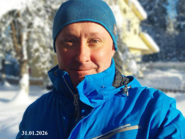 Николай, Россия, Солнечногорск, 42 года. Ищу: В поисках позитивной спутницы жизни, веселой, со спокойным характером, для полноценных серьезных отношений,...  Анкета 872371. 