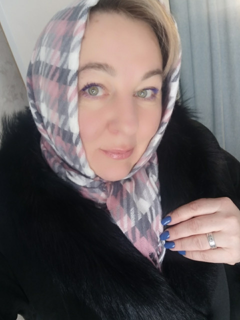 Светлая, Россия, Калуга, 50 лет, 1 ребенок. Познакомлюсь с мужчиной для любви и серьезных отношений, брака и создания семьи, воспитания детей, дружбы...  Анкета 872452. 