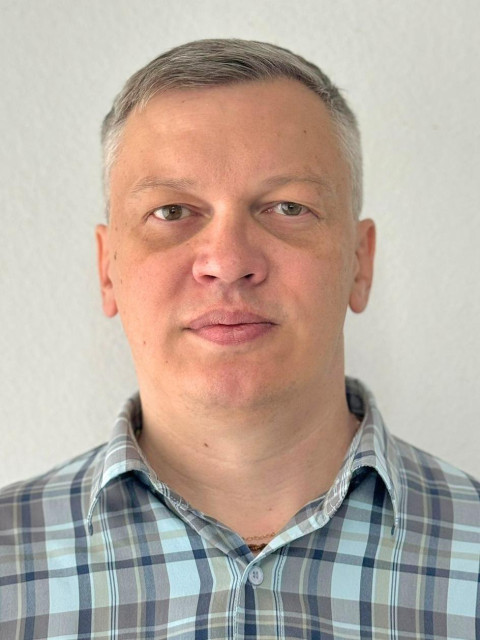 Николай М, Россия, Москва, 46 лет. Ищу единственную, спокойную, с которой можно поговорить и помолчать обо всём.  Анкета 872487. 