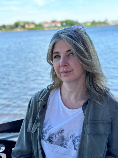 Наталья, Россия, Москва, 48 лет. Познакомлюсь с замечательныым, мужчиной для любви и серьезных отношений, желательно не худым( ничего...  Анкета 872527. 