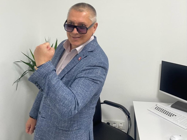 Андрей, Россия, Москва, 54 года, 2 ребенка. Познакомлюсь с женщиной для любви и серьезных отношений.  Анкета 872569. 