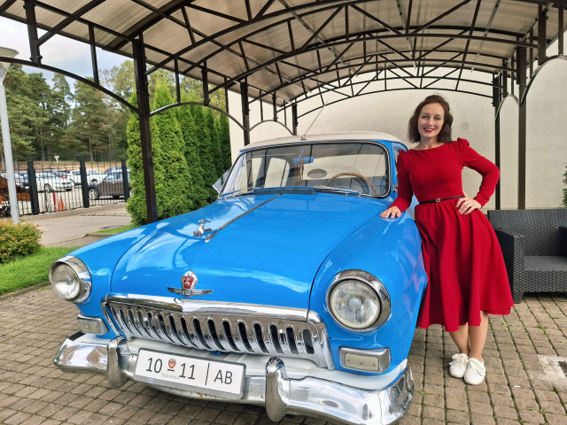 Юлия, Санкт-Петербург, м. Автово, 39 лет, 1 ребенок. 💃 Я - про глубину, природу, порядок, красоту. 
🕺 Ты - про волю, надёжность, уют, за