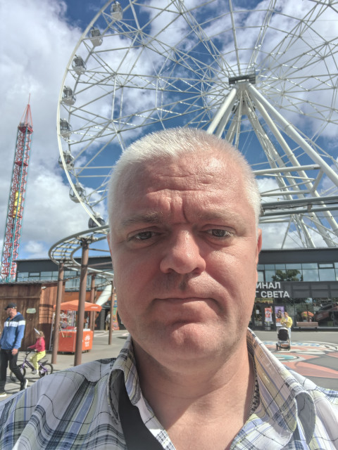 Сергей Зубов, Россия, Омск, 43 года, 2 ребенка. Ищу: ДОБРУЮ, ЛАСКОВУЮ, УМЕЮЩУЮ ИСКРЕННЕ ЛЮБИТЬ, НЕ ЗА ЧТО-ТО, НЕ ЗА ЗАРПЛАТУ ИЛИ МАШИНУ.  Анкета 872973. 