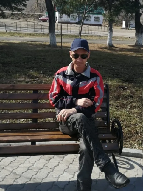 Рус, Россия, Арсеньев, 54 года, 1 ребенок. Познакомлюсь с женщиной для любви и серьезных отношений, брака и создания семьи.  Анкета 873044. 