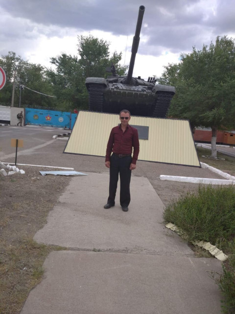 Виктор, Казахстан, Астана, 47 лет. Познакомлюсь с женщиной для любви и серьезных отношений.  Анкета 873048. 