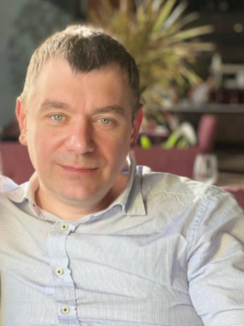 Денис, Минск, м. Уручье, 47 лет, 1 фото. Ищу: В первую очередь настоящего друга, свою женщину в «доску».  Анкета 873207. 