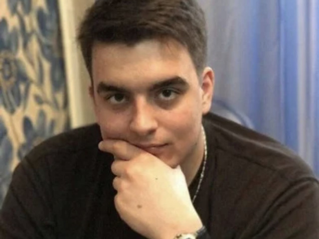 Максим, Москва, Бауманская, 26 лет. Познакомлюсь с девушкой для дружбы и общения.  Анкета 873237. 