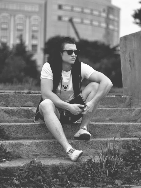 Максим, Москва, Бауманская, 26 лет. Познакомлюсь с девушкой для дружбы и общения.  Анкета 873237. 