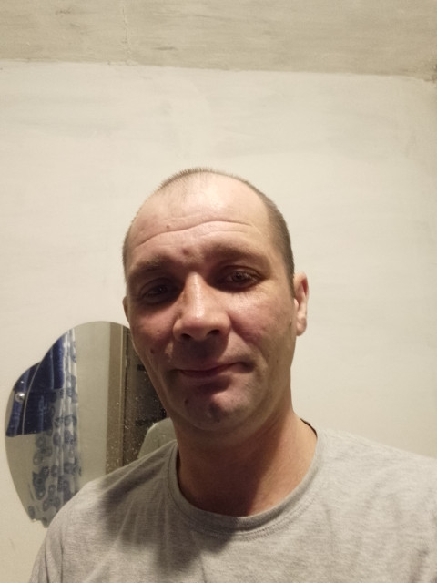 Владимир, Уфа, 41 год. Познакомлюсь с женщиной для любви и серьезных отношений, брака и создания семьи, дружбы и общения.  Анкета 873252. 