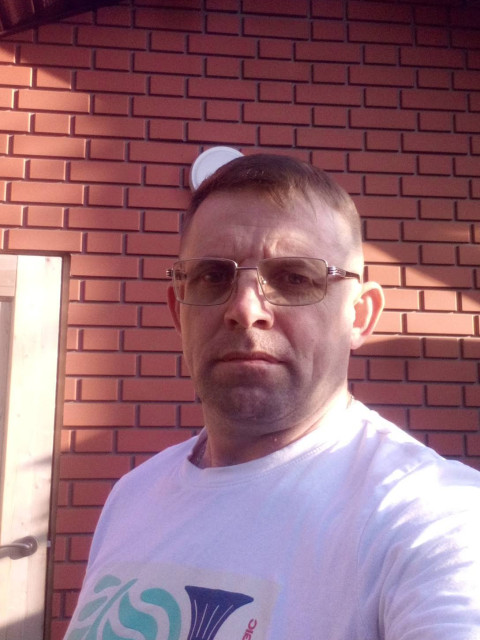 Евгений, Казань, 49 лет. Познакомлюсь с женщиной для любви и серьезных отношений, брака и создания семьи, гостевого брака, дружбы...  Анкета 873897. 