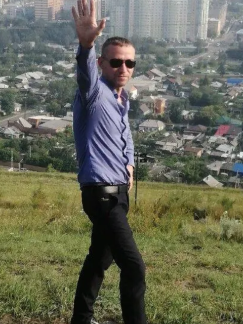 Сергей, Россия, Красноярск, 44 года, 1 ребенок. Познакомлюсь с женщиной для любви и серьезных отношений, брака и создания семьи, воспитания детей.  Анкета 873925. 