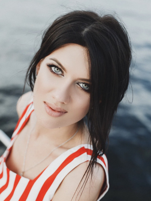 Анна, Россия, Москва, 36 лет, 1 ребенок. Познакомлюсь с мужчиной для любви и серьезных отношений, брака и создания семьи, воспитания детей. В...  Анкета 874337. 