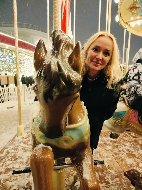 Анастасия, Россия, Москва, 40 лет, 2 ребенка. Познакомлюсь с мужчиной для любви и серьезных отношений, брака и создания семьи, дружбы и общения.  Анкета 874449. 