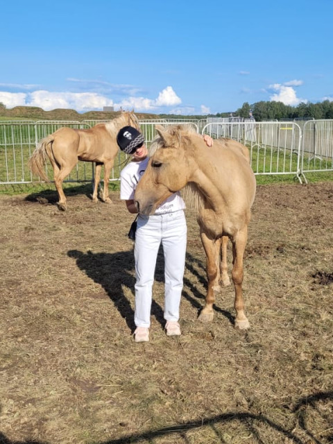 Александра, Россия, Москва, 41 год, 1 ребенок. Познакомлюсь с мужчиной для любви и серьезных отношений, брака и создания семьи, воспитания детей, рождения...  Анкета 874604. 