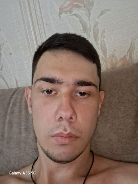 Руслан Сафиуллин, Набережные Челны, 22 года, 1 ребенок, 1 фото. Познакомлюсь для серьезных отношений.