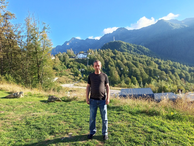 Дмитрий, Волгоград, 40 лет. Рассматриваю только серьезные отношения для создания семьи и рождения ребёнка. Познакомлюсь с женщиной...  Анкета 874682. 