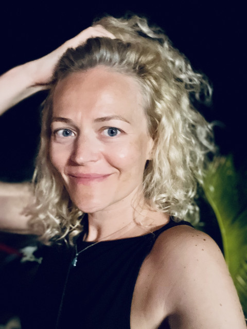 Екатерина, Москва, 44 года, 1 ребенок, 2 фото. Познакомлюсь с свободным мужчиной для любви и серьезных отношений, брака и создания семьи, дружбы и...  Анкета 874898. 