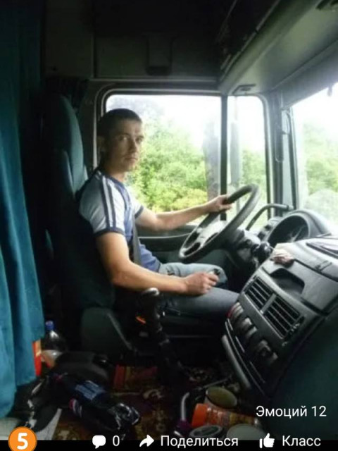 Владислав, Россия, Брянск, 40 лет, 1 ребенок. Познакомлюсь с женщиной для любви и серьезных отношений, гостевого брака, дружбы и общения.  Анкета 875072. 