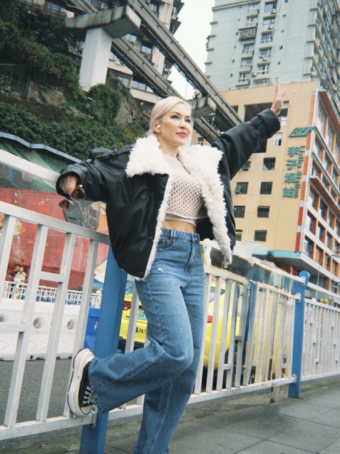 Алсу, Россия, Набережные Челны, 39 лет, 1 ребенок. Познакомлюсь с мужчиной для любви и серьезных отношений.  Анкета 875314. 