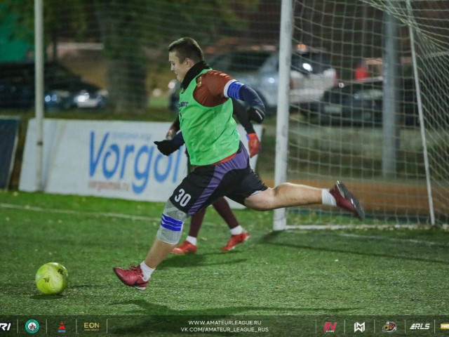 Денис, Москва, 20 лет. Познакомлюсь с девушкой для любви и серьезных отношений, брака и создания семьи.  Анкета 875331. 