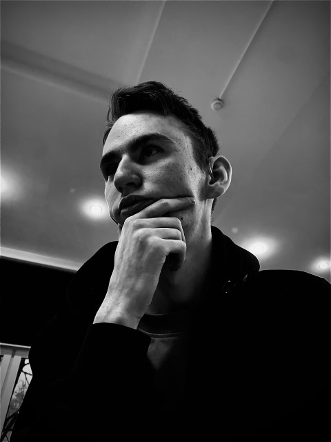 Илья Лазарев, Россия, Москва, 19 лет. Сайт одиноких отцов GdePapa.Ru