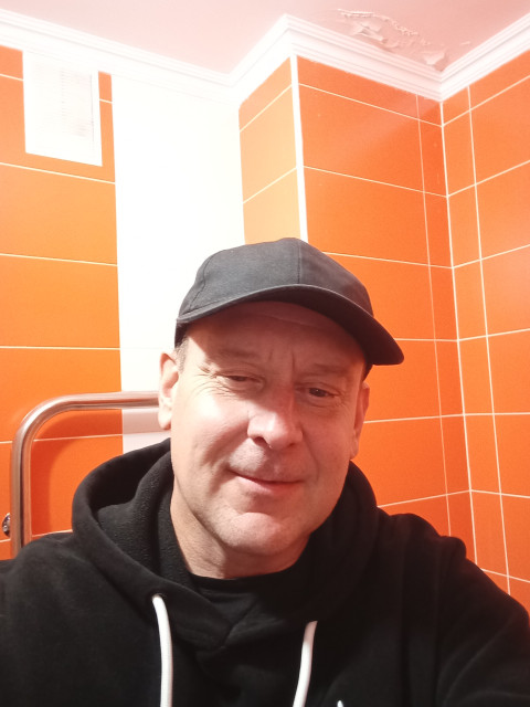 Алексей, Санкт-Петербург, м. Парнас, 45 лет, 1 ребенок. Ищу: Добрую, нежную, заботливую, с чувством юмора без " головной боли".  Анкета 875612. 