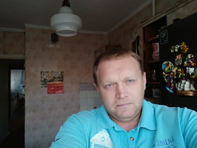 Александр Пилипенко, Россия, г. Таганрог (Ростовская область), 49 лет, 1 фото. Ищу: Добрую, милую, честную, адекватную, заботливую....для совместого проживания.... а там посмотрим..  Анкета 875849. 