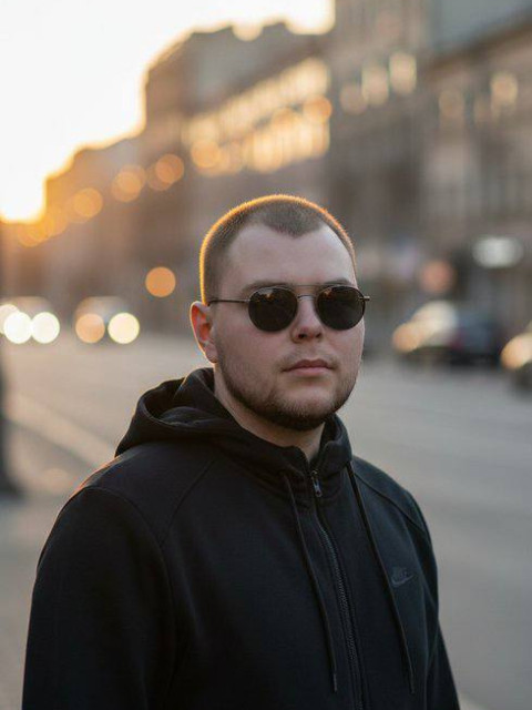 Макс, Россия, Санкт-Петербург, 24 года. Он ищет её: девушкой от 40 лет, нравятся постарше  Анкета 876200. 