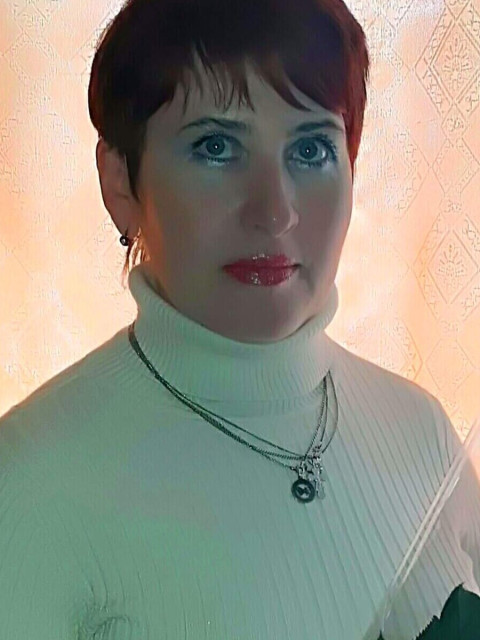 Юлия, Россия, Балаково, 53 года, 1 ребенок. Познакомлюсь с парнем для любви и серьезных отношений.  Анкета 876363. 