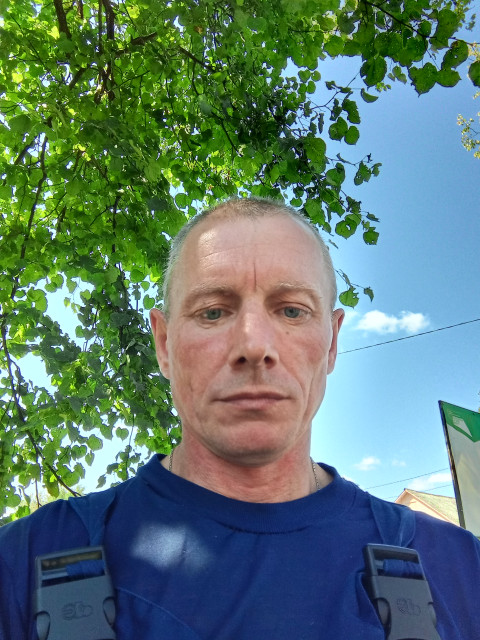 Сергей, Россия, Луга, 50 лет. Познакомлюсь с женщиной для любви и серьезных отношений.  Анкета 876468. 