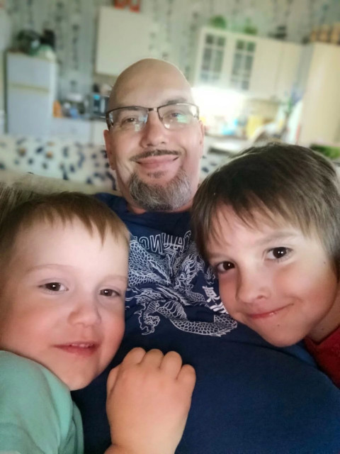 Два моих малыша Савелий (4 годика) и Серафим (7 лет)