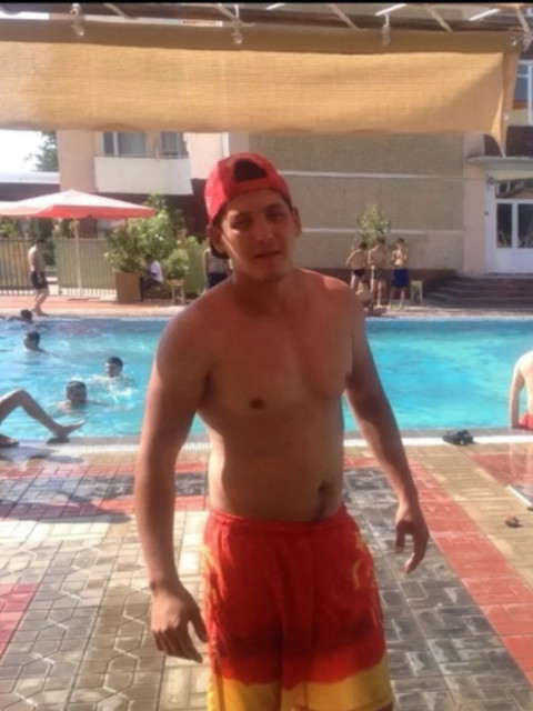 Фаррух, Грузия, Тбилиси, 27 лет. Познакомлюсь с женщиной для любви и серьезных отношений, гостевого брака.  Анкета 876694. 