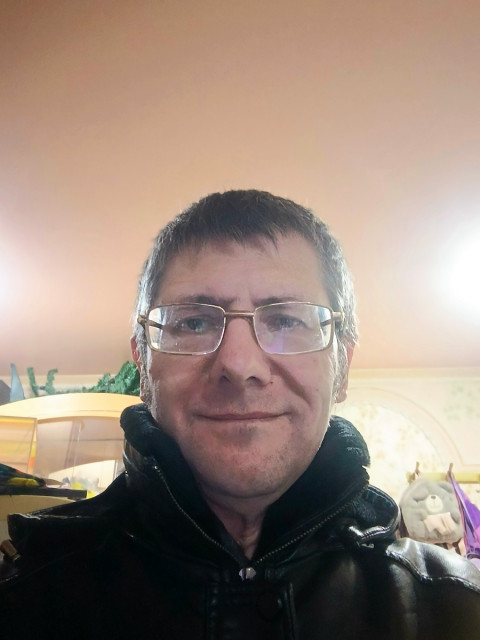 Александр, Россия, Ярославль, 48 лет. Познакомлюсь с женщиной для любви и серьезных отношений, брака и создания семьи, воспитания детей, дружбы...  Анкета 876883. 