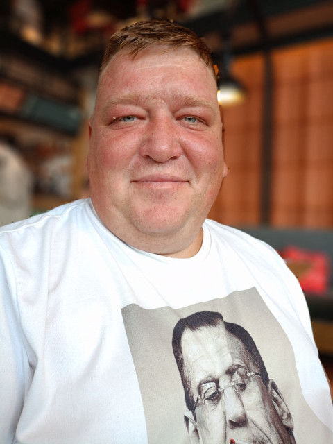 Владимир, Россия, Ульяновск, 38 лет, 2 ребенка. Познакомлюсь с женщиной для любви и серьезных отношений, брака и создания семьи, воспитания детей.  Анкета 877018. 