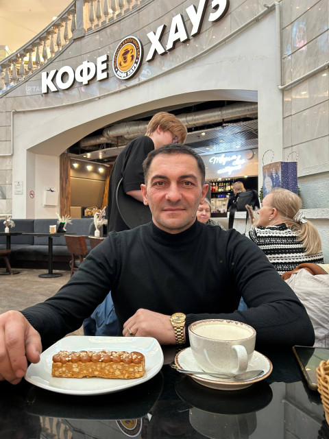 Олег, Заринск, 46 лет. Познакомлюсь с женщиной для любви и серьезных отношений.  Анкета 877181. 