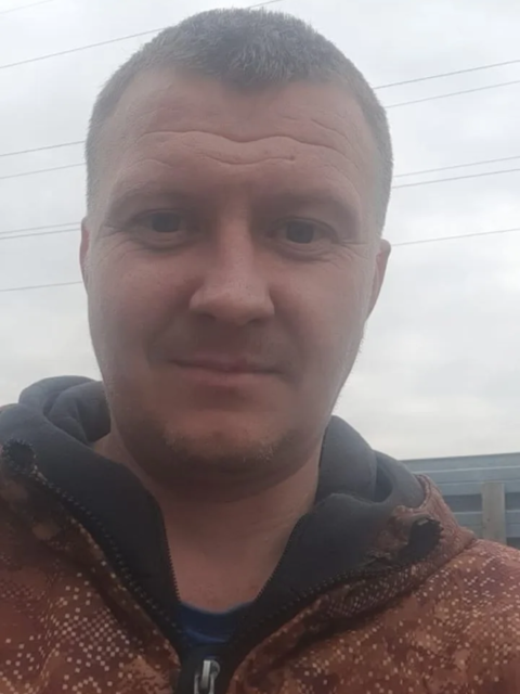 Андрей, Россия, Донецк, 36 лет. Познакомлюсь с женщиной для любви и серьезных отношений, гостевого брака, дружбы и общения.  Анкета 877241. 