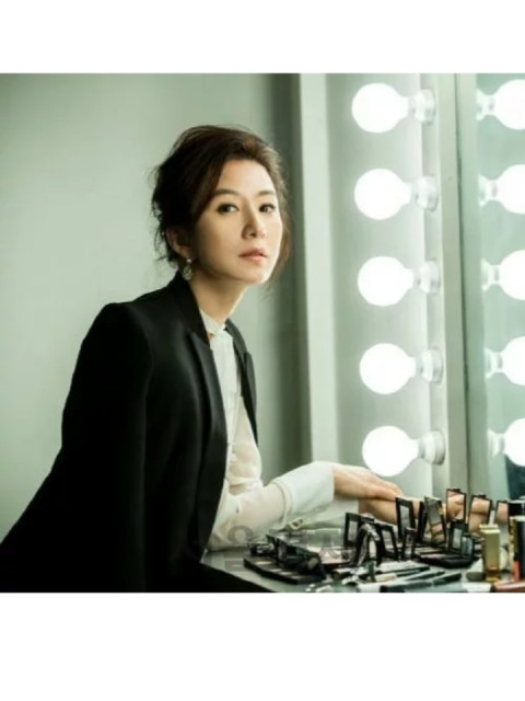 Луиза, Россия, Казань, 38 лет, 1 ребенок. Познакомлюсь с мужчиной для брака. Желательно без жилищных и материальных проблем.  Анкета 877245. 