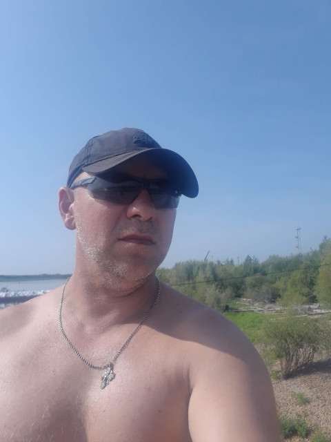 Егор, Россия, Нефтеюганск, 53 года, 3 ребенка. Он ищет её: женщину для дружбы и общения.  Анкета 877350. 